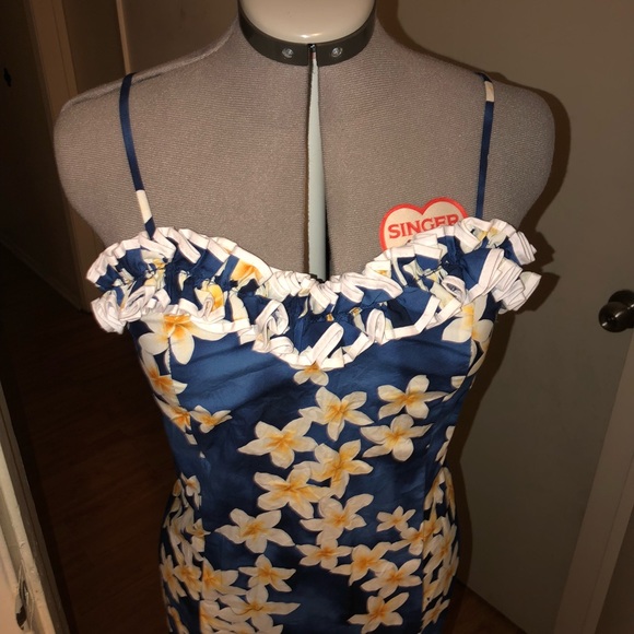 Blue floral vintage tiki long body con dress - Picture 2 of 7